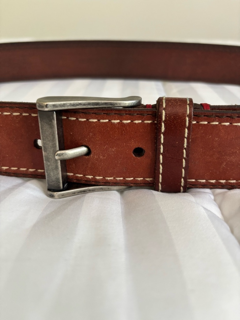 Men's Brown Leather Belt with Silver Buckle by Relic size 40 - Picture 2 of 9